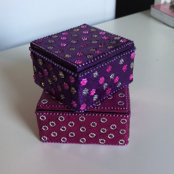 Stackable Little Jewlery Boxes - Picture 1 of 3
